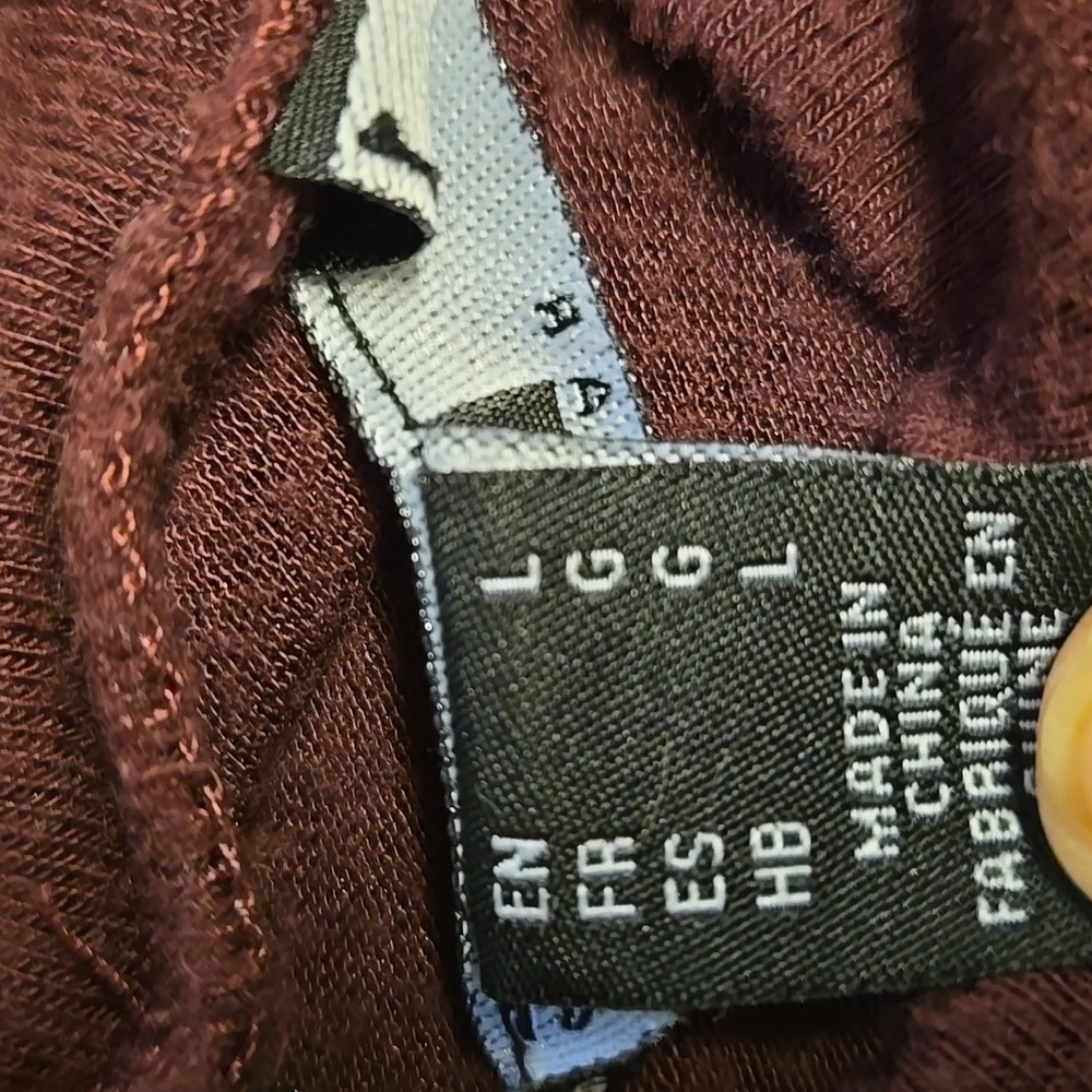 Shirt - Picture 4 of 6